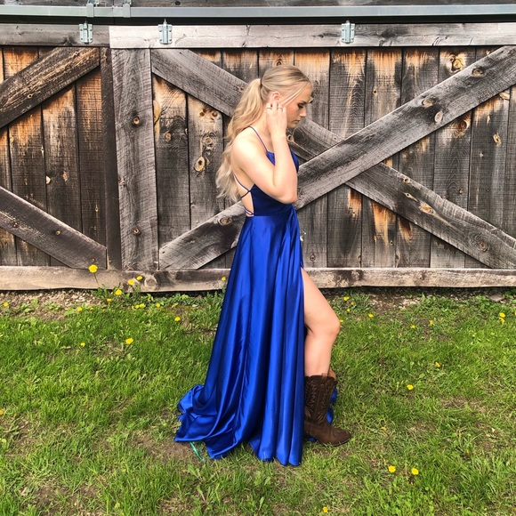 Prom dress Sherri hill - Picture 4 of 6